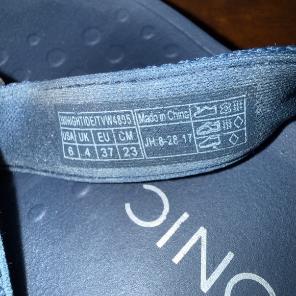 Vionic High Tide Platform Sandals Navy Women's Size 6 Orthotic Flip Flops - Picture 6 of 6